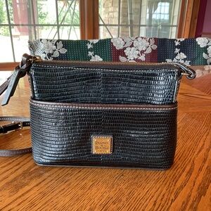 Dooney & Bourke crossbody like new never used!